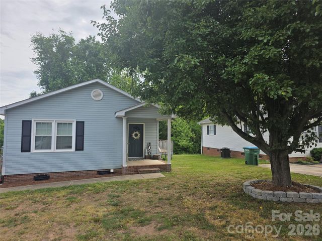 220 E Alabama Avenue, Bessemer City, NC 28016