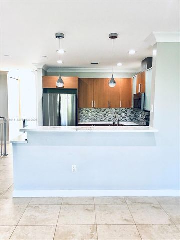 822 NE 19th Ave, Fort Lauderdale, FL 33304