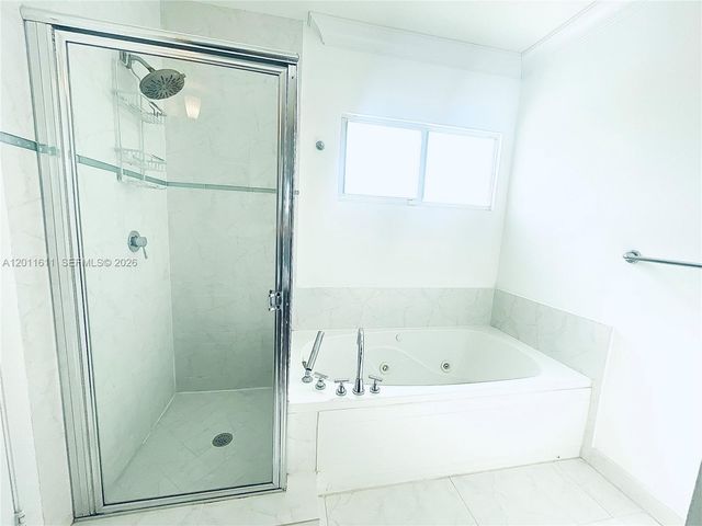 822 NE 19th Ave, Fort Lauderdale, FL 33304