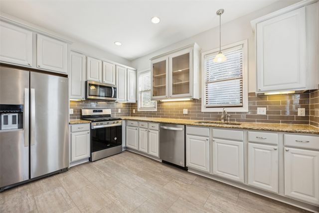 2110 Washington Avenue, Fort Worth, TX 76110