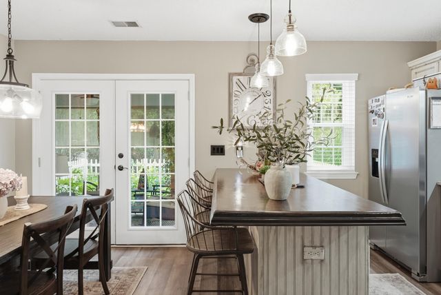8089 Shadow Oak Drive, North Charleston, SC 29406