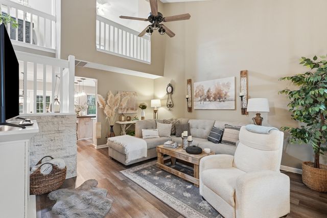 8089 Shadow Oak Drive, North Charleston, SC 29406