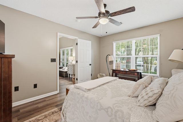 8089 Shadow Oak Drive, North Charleston, SC 29406