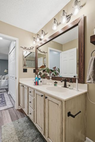 8089 Shadow Oak Drive, North Charleston, SC 29406