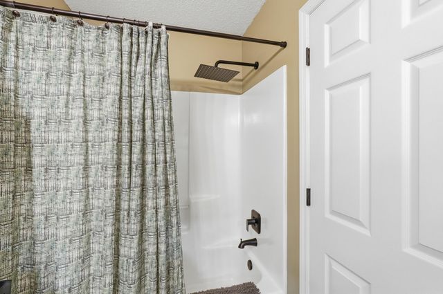 8089 Shadow Oak Drive, North Charleston, SC 29406