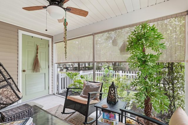 8089 Shadow Oak Drive, North Charleston, SC 29406