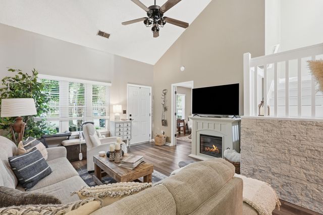8089 Shadow Oak Drive, North Charleston, SC 29406