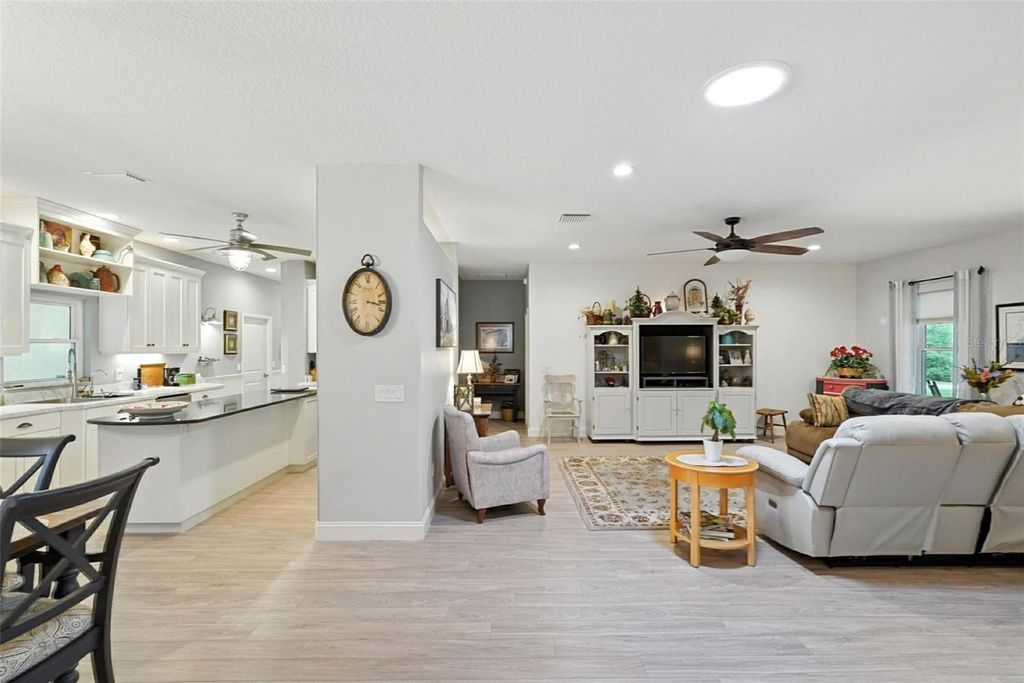 Image 11 of property listing at 2238 COUNTY ROAD 243C, Wildwood, FL 34785