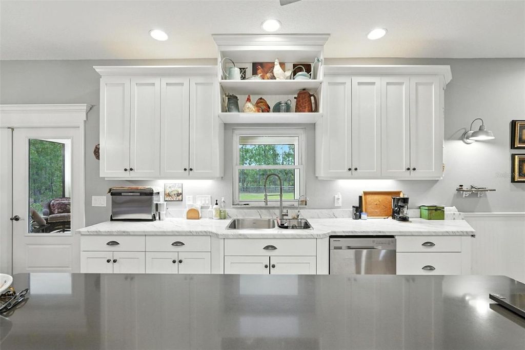 Image 18 of property listing at 2238 COUNTY ROAD 243C, Wildwood, FL 34785