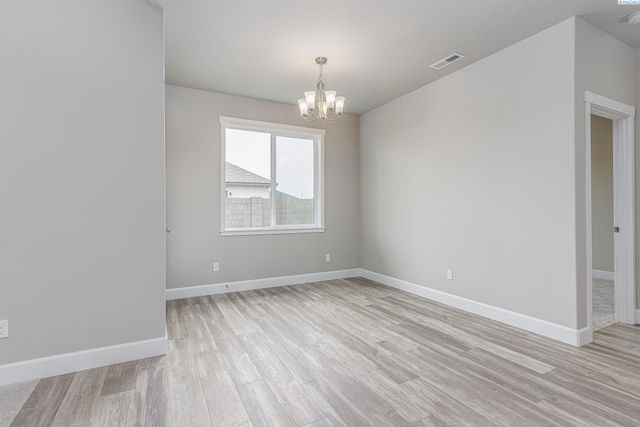 8705 Dusty Maiden Dr, Pasco, WA 99301