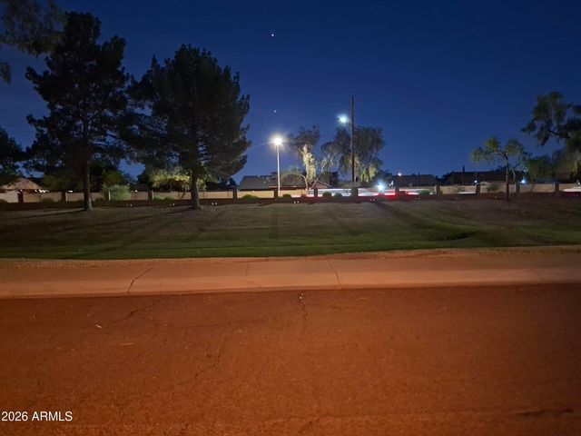 6408 W BECKER Lane, Glendale, AZ 85304