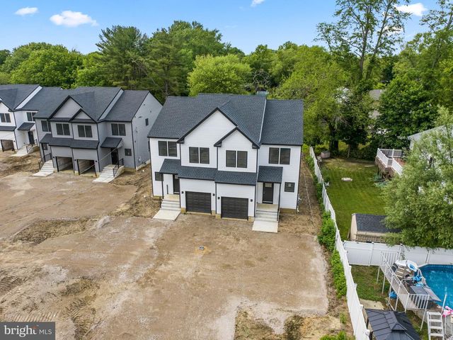 423 ALMONESSON RD, Blackwood, NJ 08012