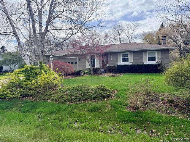 2571 Herber Drive, Port Huron, MI 48060