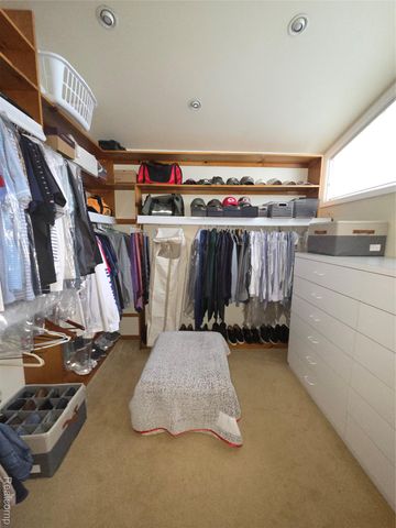 2745 Ayrshire Drive, Bloomfield Hills, MI 48302