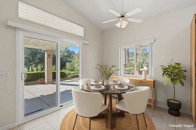 8899 Tobira Drive, Escondido, CA 92026