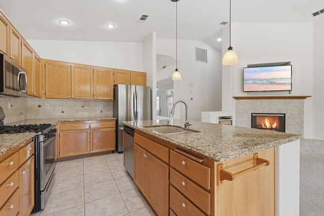 8899 Tobira Drive, Escondido, CA 92026