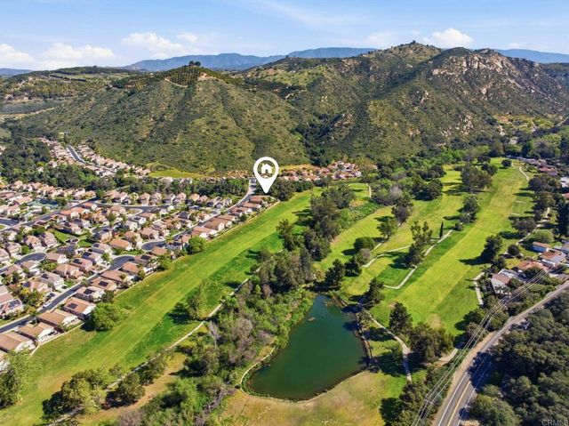 8899 Tobira Drive, Escondido, CA 92026