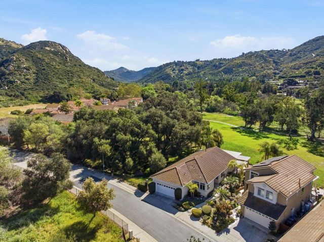 8899 Tobira Drive, Escondido, CA 92026