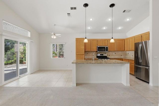 8899 Tobira Drive, Escondido, CA 92026