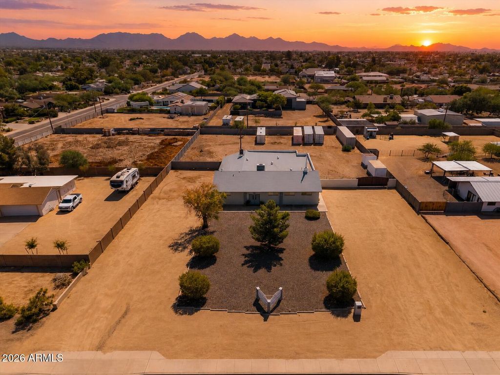 15703 N 36TH Street 33, Phoenix, AZ 85032 — exterior