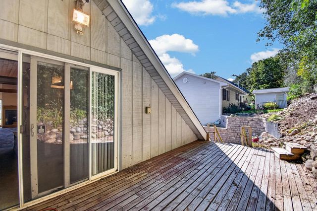 33940 Lagoon DRIVE, Burlington, WI 53105
