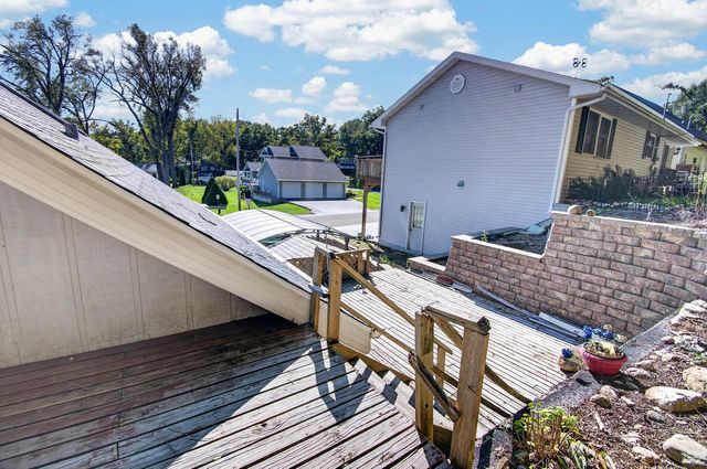 33940 Lagoon DRIVE, Burlington, WI 53105