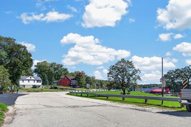 33940 Lagoon DRIVE, Burlington, WI 53105