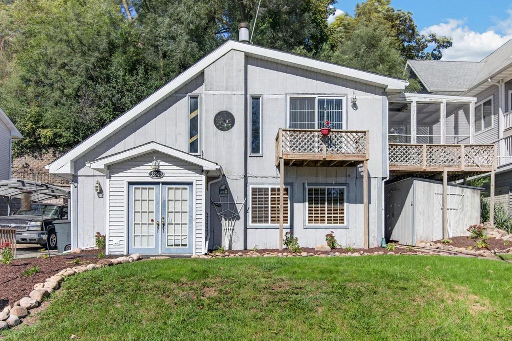 33940 Lagoon DRIVE, Burlington, WI 53105
