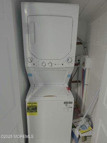 22 Bay Avenue, Keansburg, NJ 07734