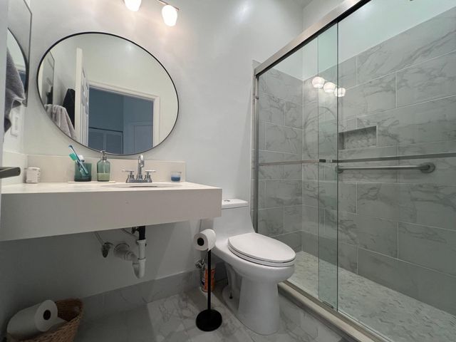 522 Live Oak Lane, Weston, FL 33327