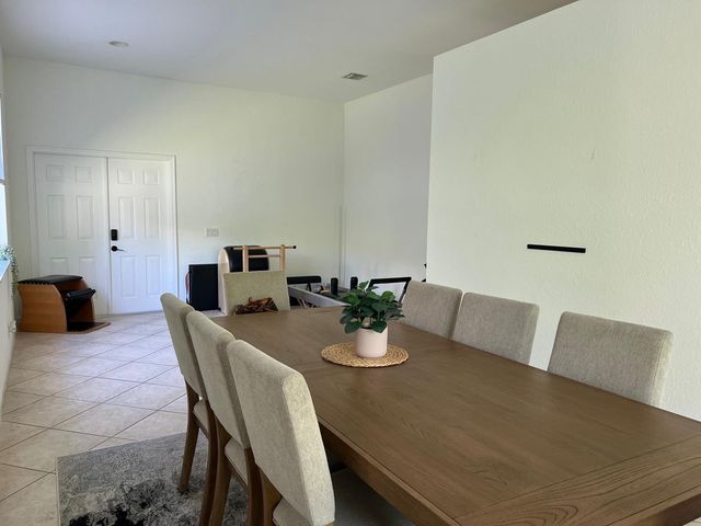 522 Live Oak Lane, Weston, FL 33327
