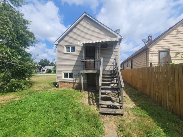 303 W 153rd Place, Calumet City, IL 60409