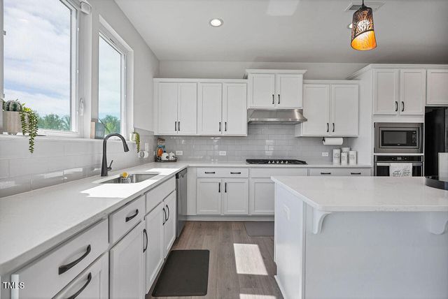 1305 Addison Lake Street, Fuquay Varina, NC 27526
