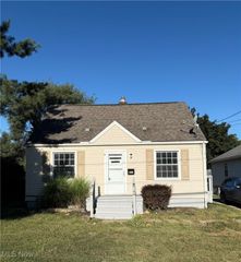 918 Brittain Road, Akron, OH 44305