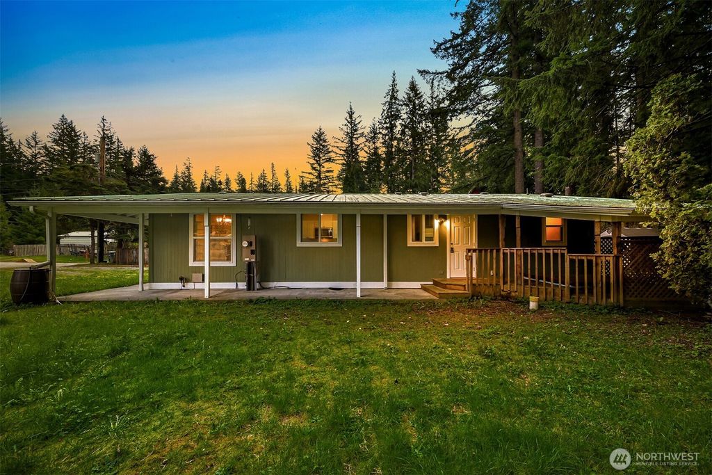 6159 Cedar Lane, Maple Falls, WA 98266