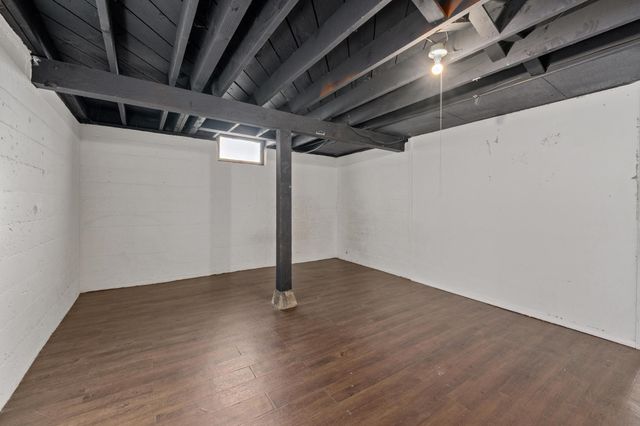 6124 E Harry St, Wichita, KS 67218