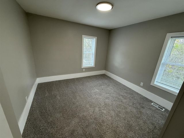 1152 Kampenga Avenue, Muskegon, MI 49442