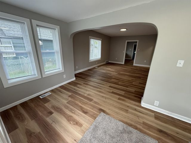 1152 Kampenga Avenue, Muskegon, MI 49442