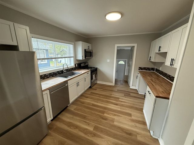 1152 Kampenga Avenue, Muskegon, MI 49442