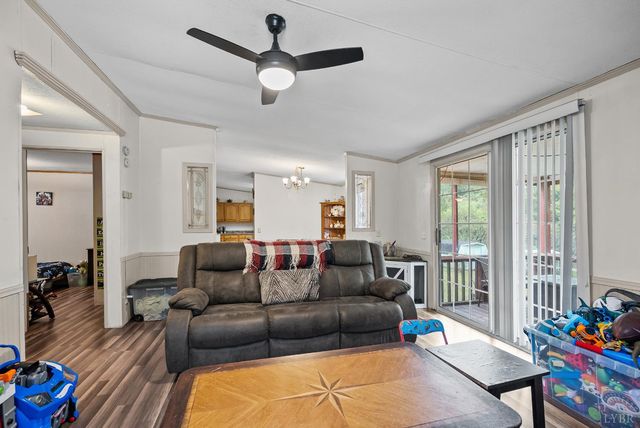 1809 Narrow Passage Road, Spout Spring, VA 24593