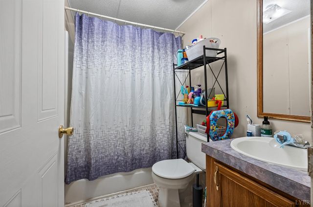 1809 Narrow Passage Road, Spout Spring, VA 24593