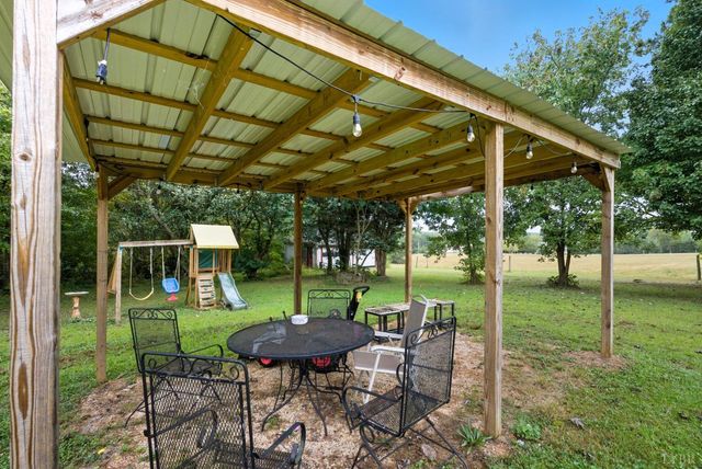 1809 Narrow Passage Road, Spout Spring, VA 24593