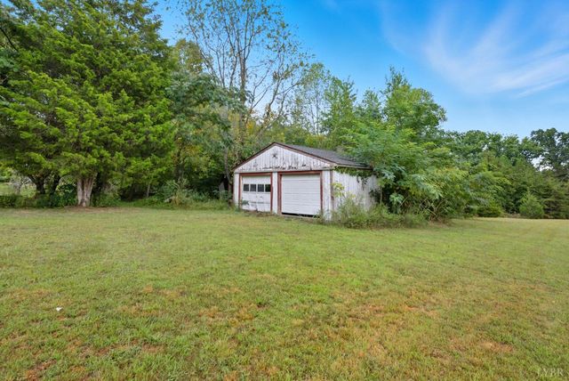 1809 Narrow Passage Road, Spout Spring, VA 24593