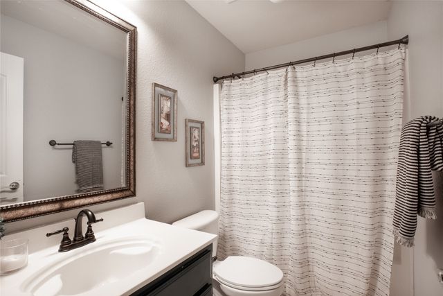 10520 Stoneside Trail, Fort Worth, TX 76244