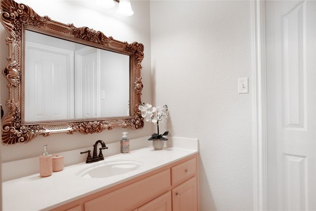 10520 Stoneside Trail, Fort Worth, TX 76244