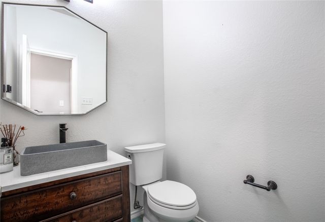 10520 Stoneside Trail, Fort Worth, TX 76244