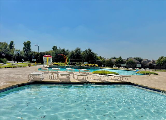 10520 Stoneside Trail, Fort Worth, TX 76244