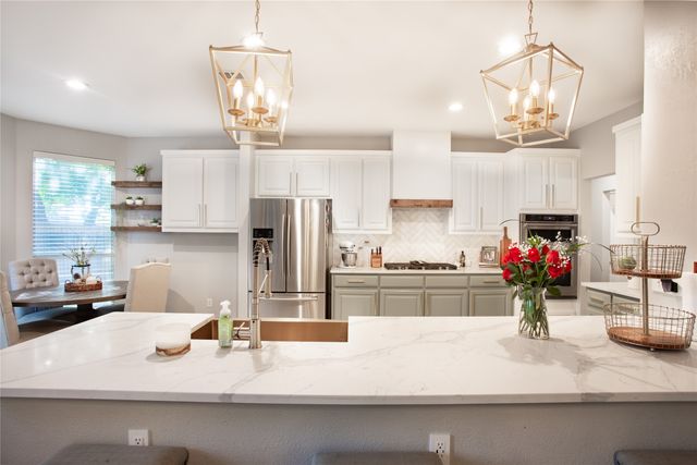 10520 Stoneside Trail, Fort Worth, TX 76244