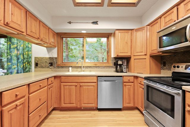 3900 N MEYERSON DR, Columbia, MO 65202