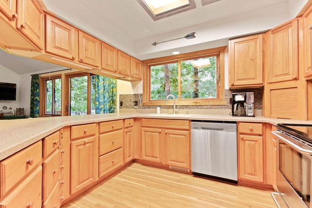 3900 N MEYERSON DR, Columbia, MO 65202